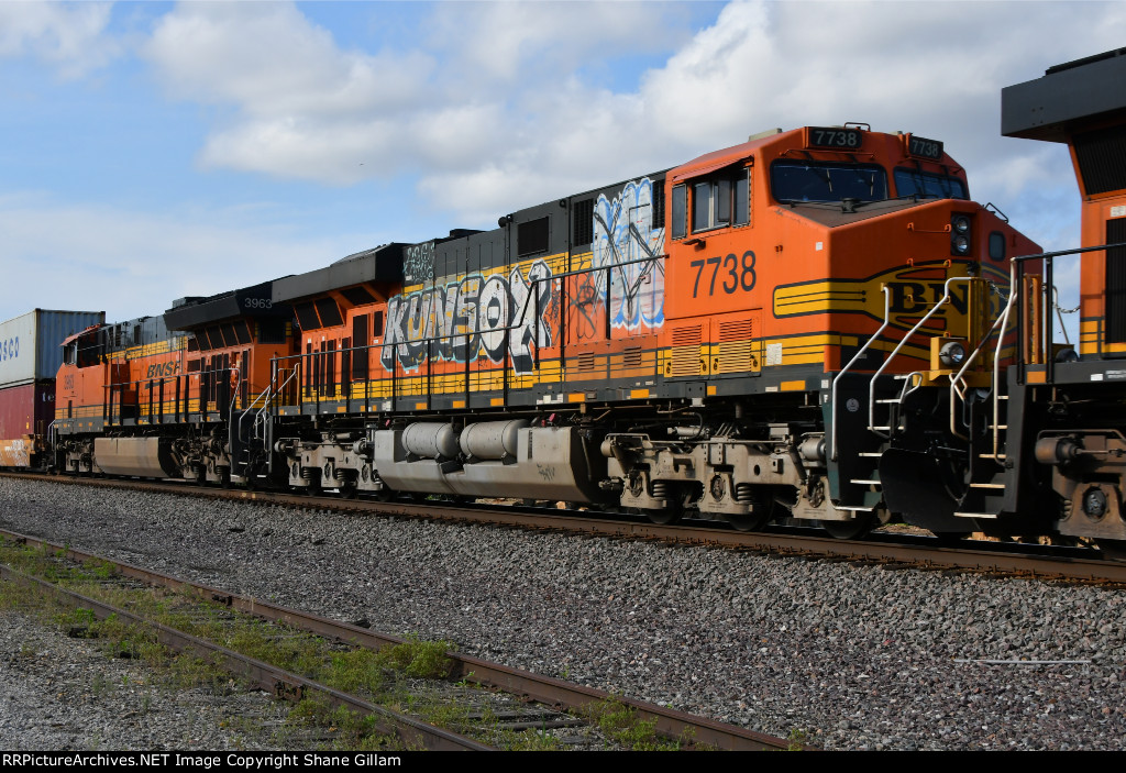 BNSF 7738 Roster shot.